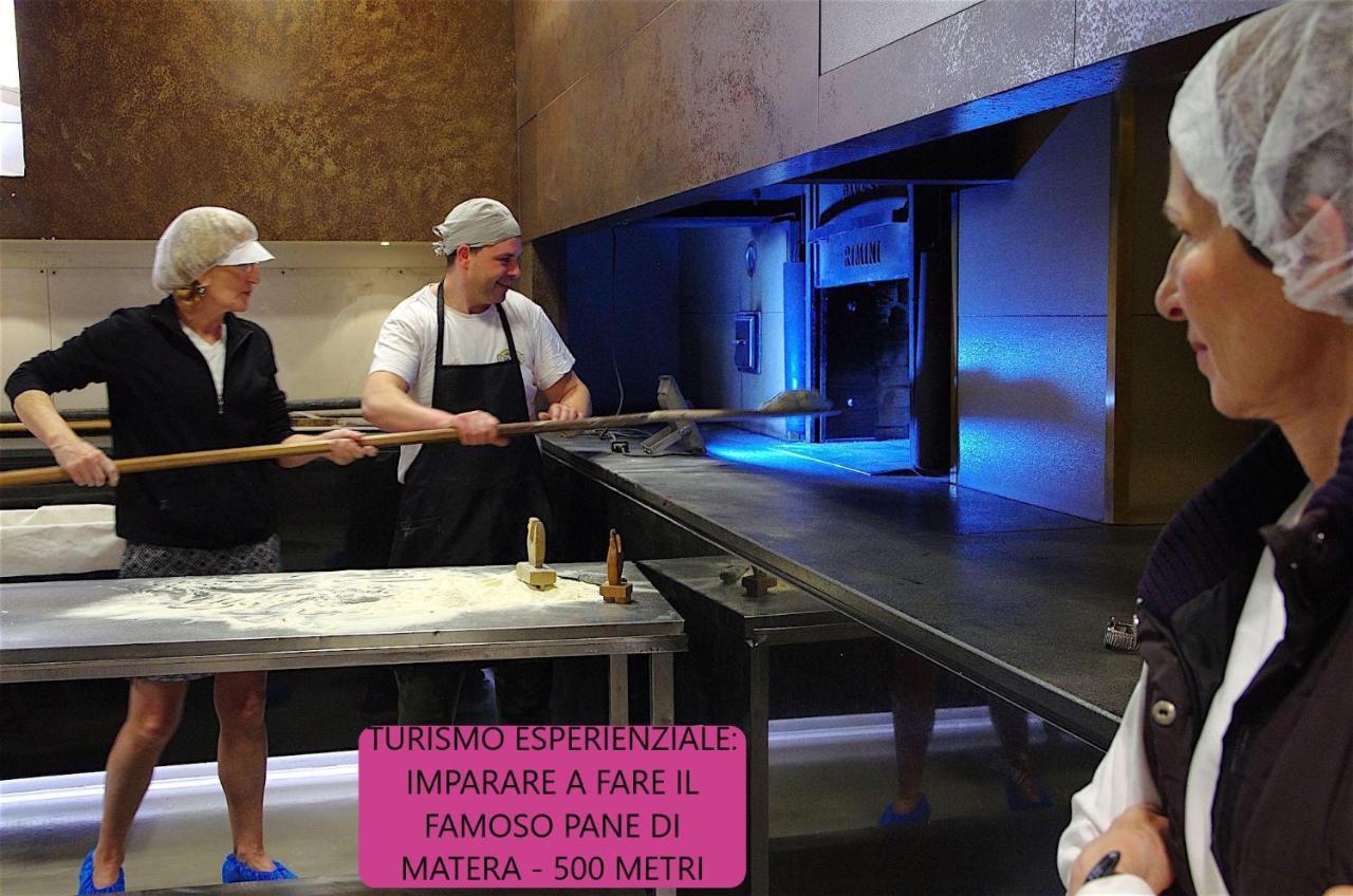 Dimora Mefite-Camere Con Bagno Privato E Self Check-In Matera Exterior foto